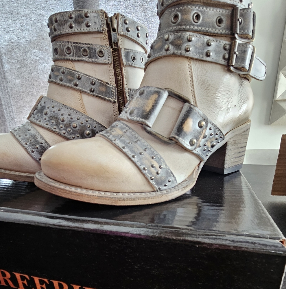 freebird Cream and Gray Studded Leather Ankle Booties